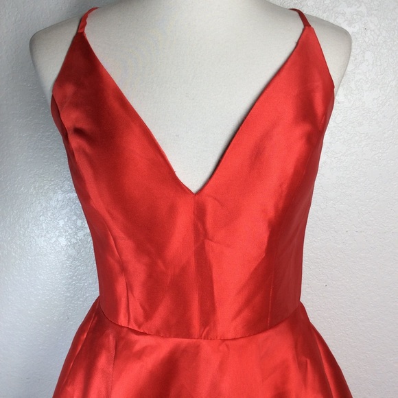 ALYCE PARIS Red V-Neck Short Fit N' Flare Dress Size 10 with lace up back - Picture 3 of 16